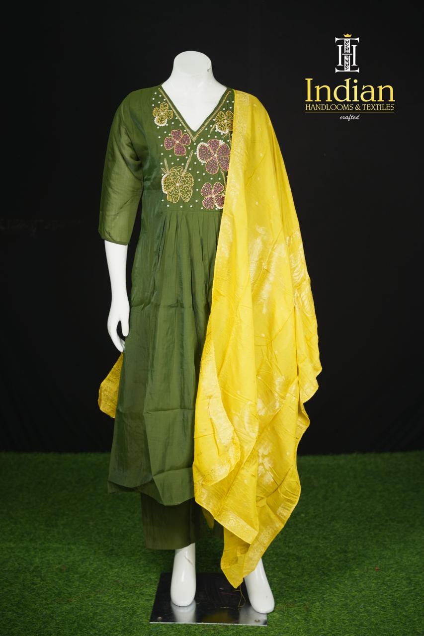 D Roman Silk Sets - Dark Green