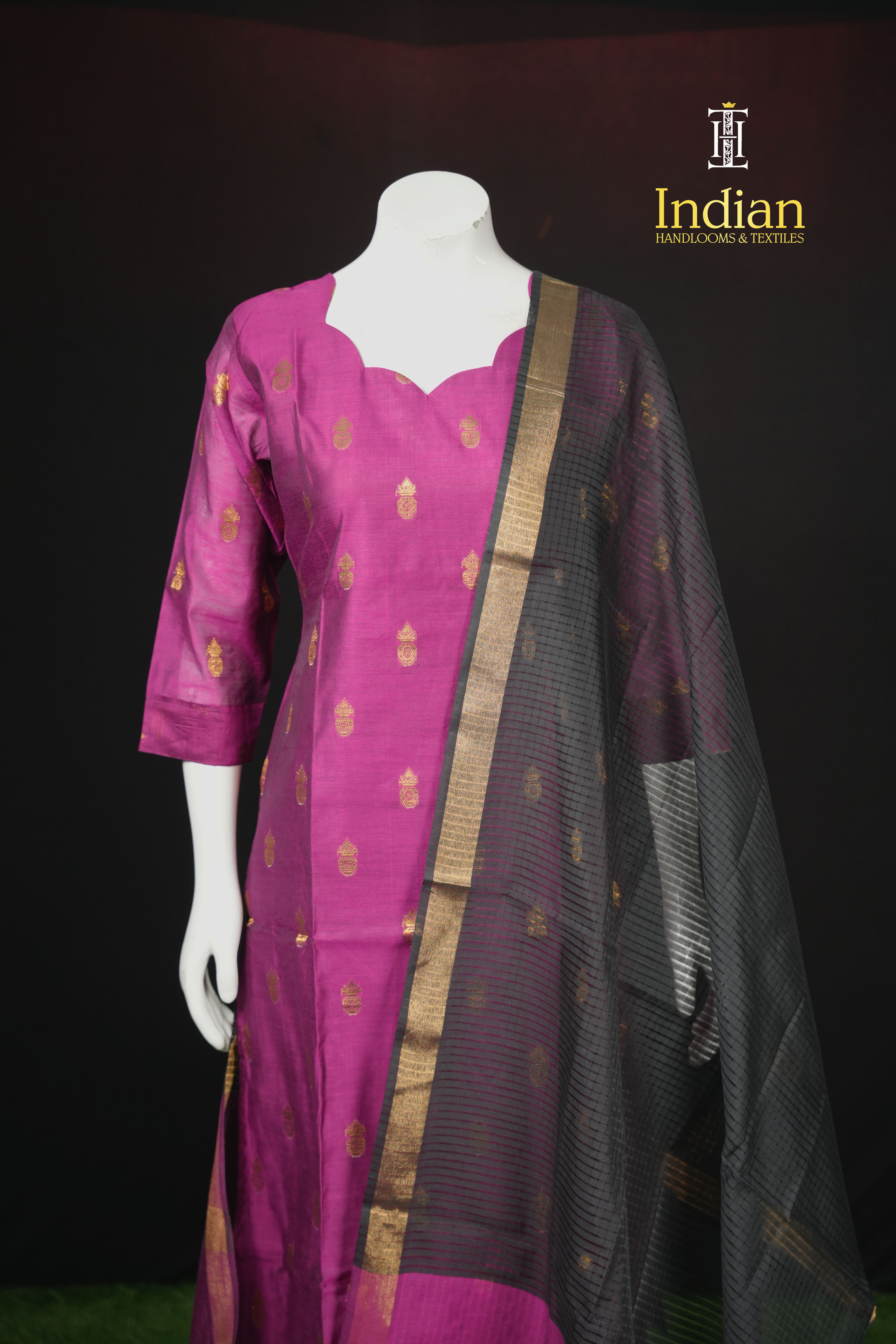 H.Premium Banaras Silk Set-Mejanta Pink 2